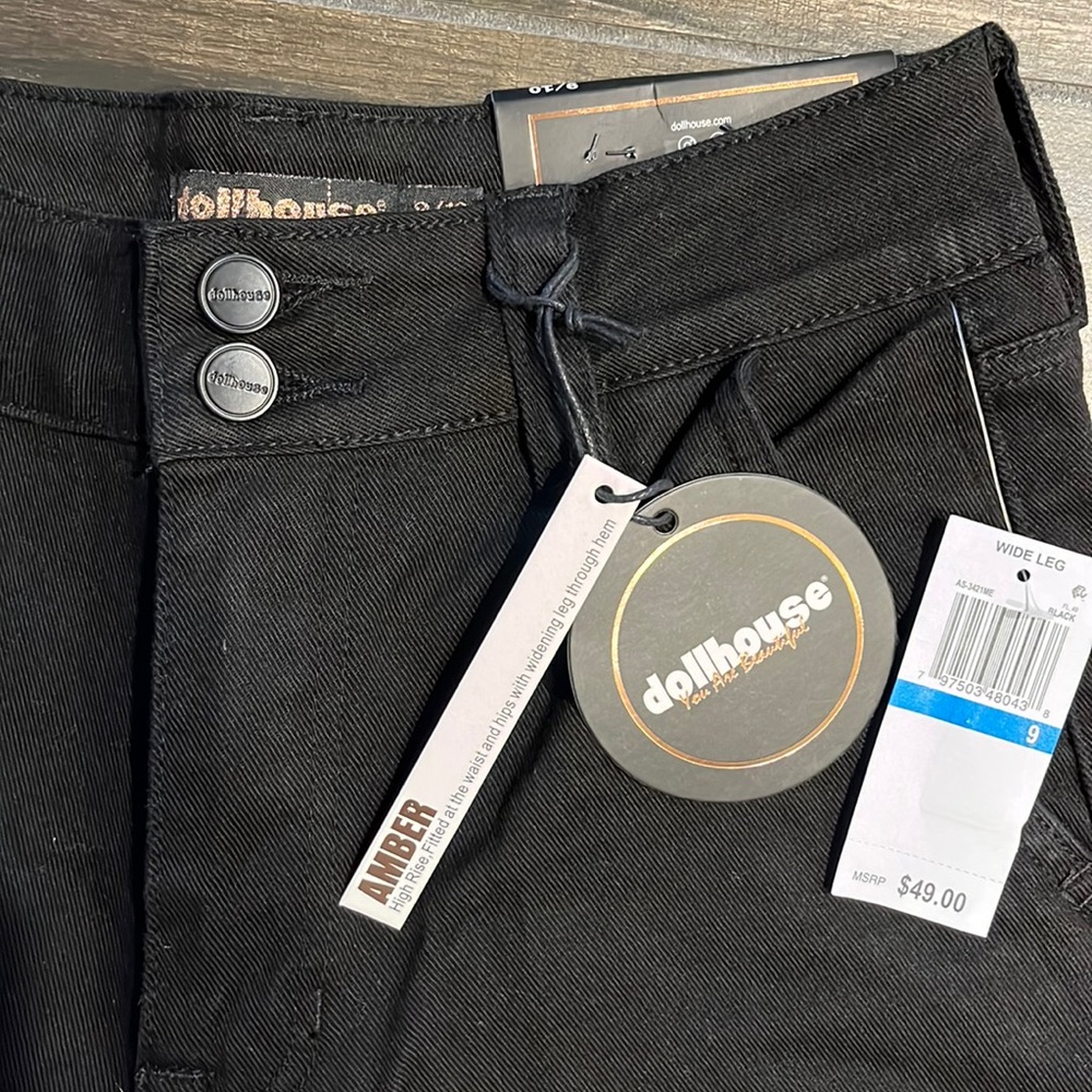 NWT Dollhouse Black wide leg cropped denim size 9/10